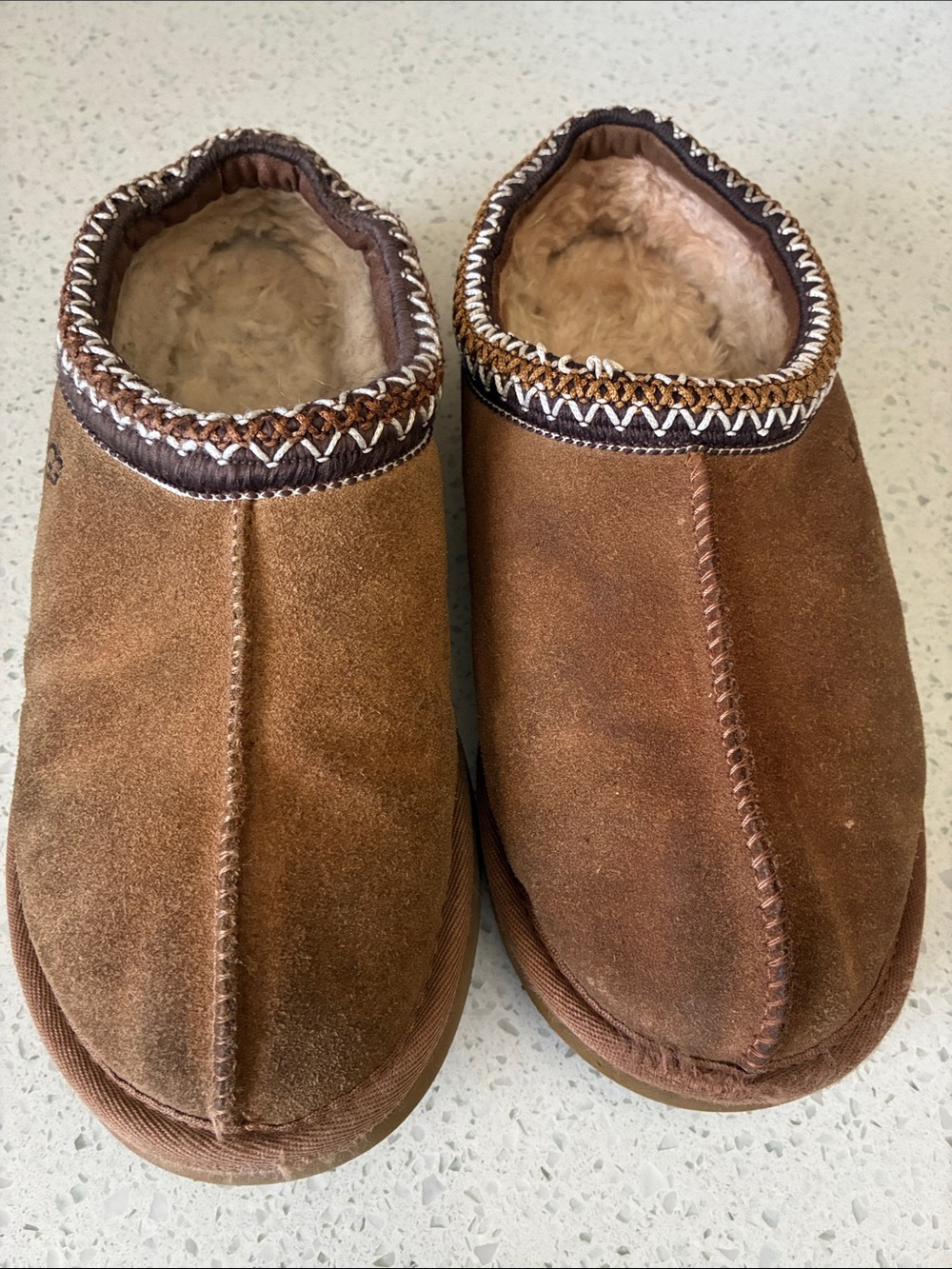 UGG Tasman